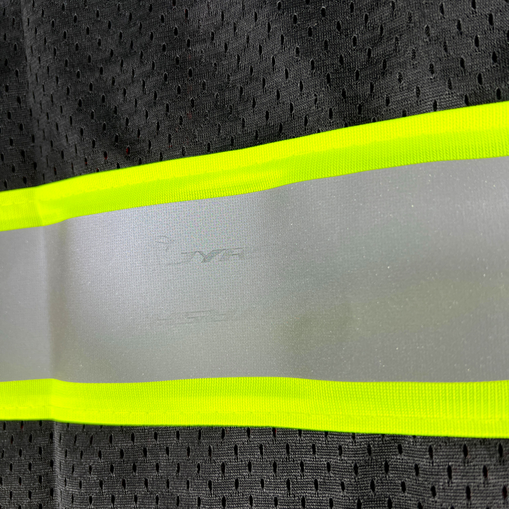 Chaleco JYRSA tipo Ejecutivo Ventilado color Negro - Rojo